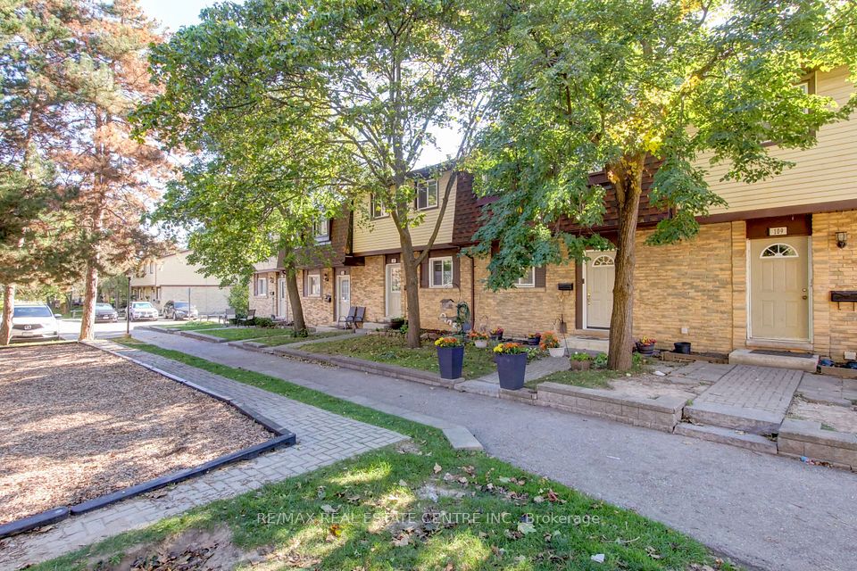 45 Hansen Road N 108, Brampton, ON L6V 3C5 at 45 Hansen Road N 108, Brampton, ON L6V 3C5, Brampton, ON, L6V 3C5