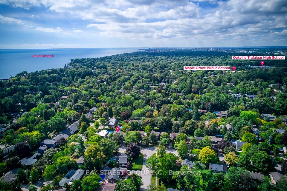 216 Beechfield Road, Oakville, ON L6J 5H7 at 216 Beechfield Road, Oakville, ON L6J 5H7, Oakville, ON, L6J 5H7