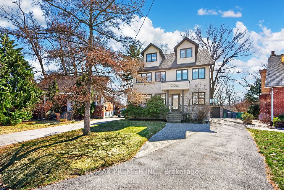 19 Park Lane, Toronto, ON M8Y 1R7 at 19 Park Lane, Toronto, ON M8Y 1R7, Toronto W07, ON, M8Y 1R7