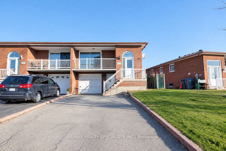Semi-Detached  at 4279 Woodington Drive Upper, Mississauga, ON L4Z 1M1, Mississauga