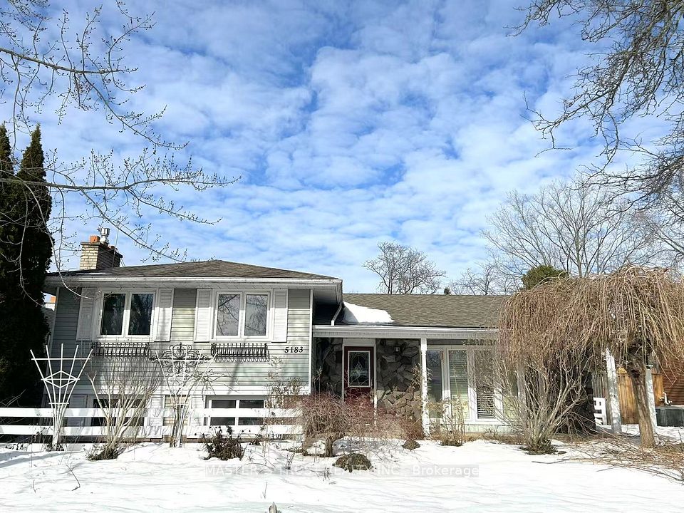 Detached at 5183 Cherryhill Crescent, Burlington, ON L7L 4C3, Burlington
