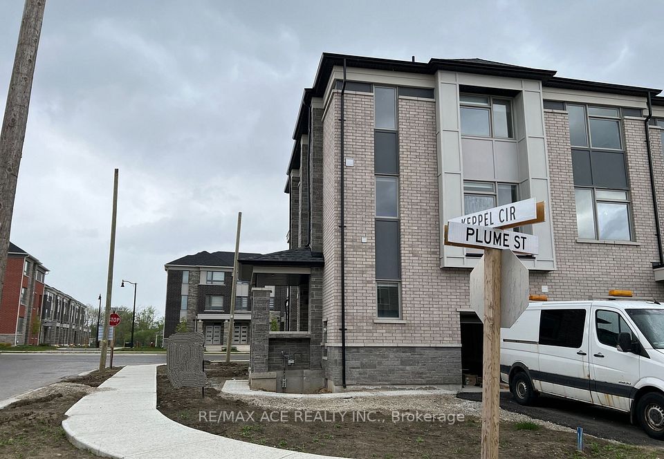 Att/Row/Townhouse at 2 Plume Street B, Brampton, ON L7A 0B6, Brampton
