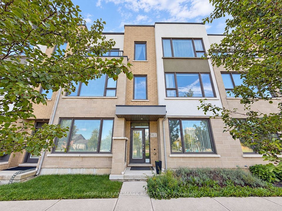 Att/Row/Townhouse at 211 Squire Crescent 3, Oakville, ON L6H 7C3, Oakville