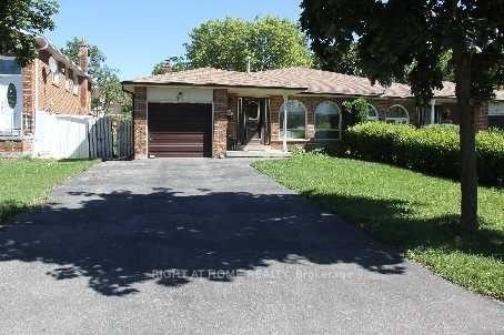 Semi-Detached at 31 Manitou Crescent, Brampton, ON L6S 2Z6, Brampton