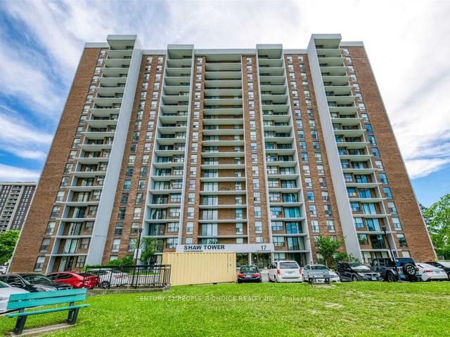 Condo Apartment at 17 Knightsbridge Road 1205, Brampton, ON L6T 3X9, Brampton