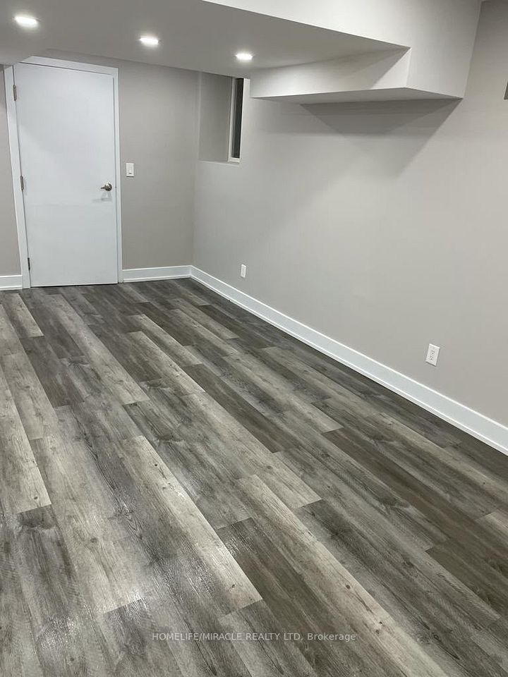 Semi-Detached at 25 Wasaga Road, Brampton, ON L6X 3B1, Brampton