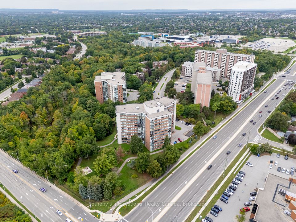 Condo Apartment at 1230 Marlborough Court 804, Oakville, ON L6H 3K6, Oakville