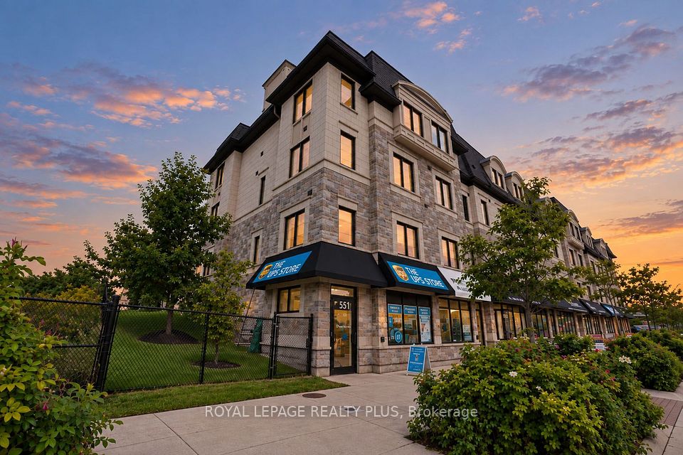 Att/Row/Townhouse at 560 Rapids Lane, Mississauga, ON L5G 0A9, Mississauga