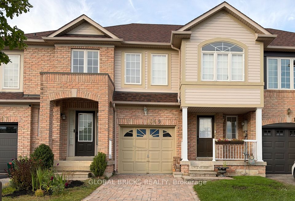 Att/Row/Townhouse at 1049 Kennedy Circle, Milton, ON L9T 5S5, Milton
