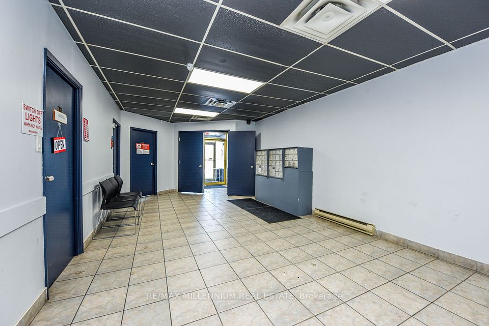 1300 Steeles Avenue E 102, Brampton, ON L6T 1A2