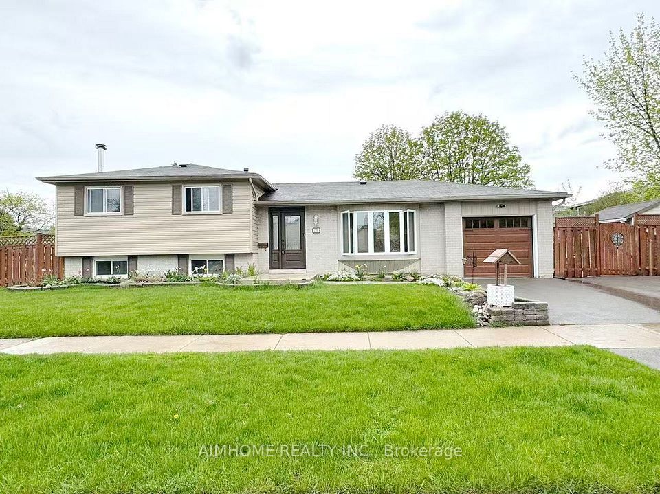 Detached at 1597 Newlands Crescent, Burlington, ON L7M 1P2, Burlington