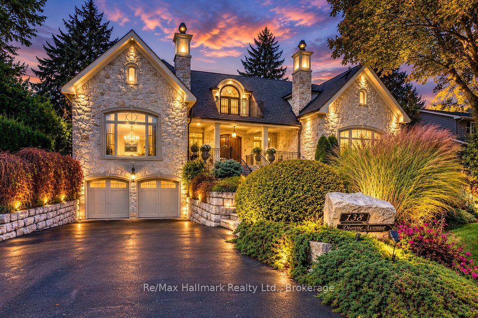 Detached at 138 DIANNE Avenue, Oakville, ON L6J 4G9, Oakville
