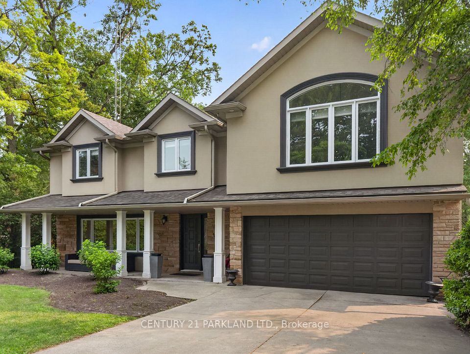 Detached at 1302 Hillview Crescent, Oakville, ON L6H 2C7, Oakville