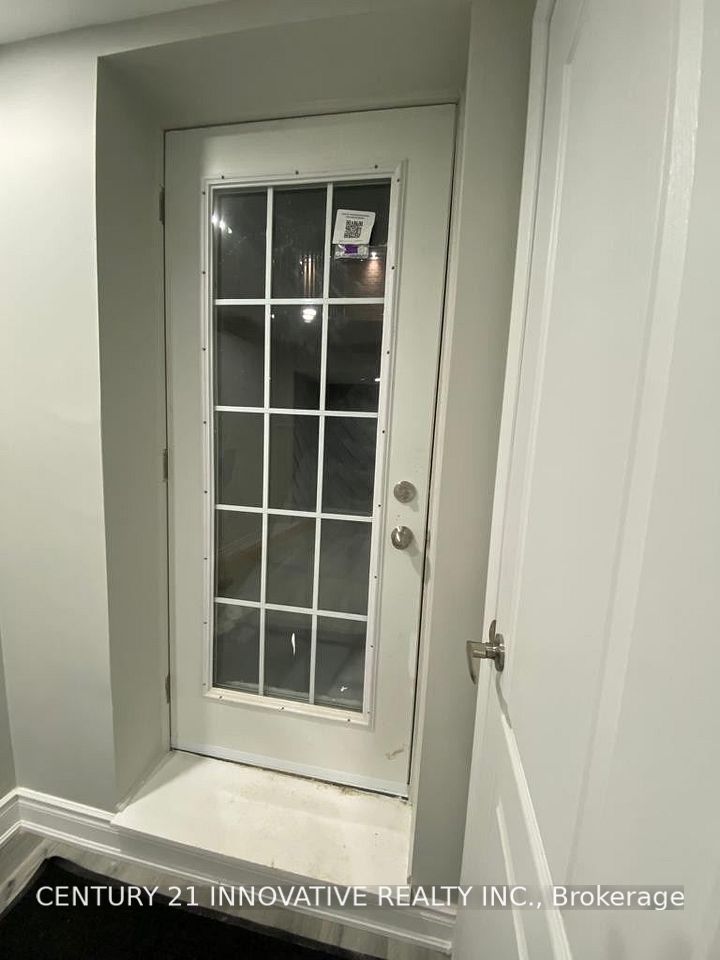 Detached at 1 Ezra Crescent Basement, Brampton, ON L7A 5A6, Brampton