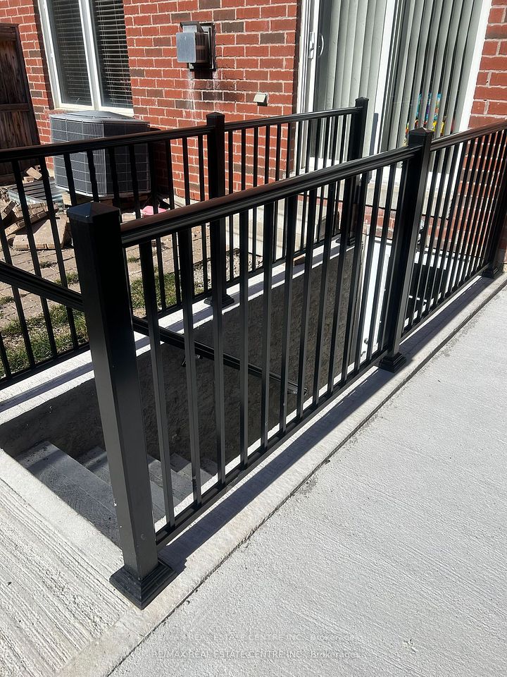 Semi-Detached  at 781 Shanks Heights Basement, Milton, ON L9T 7P8, Milton
