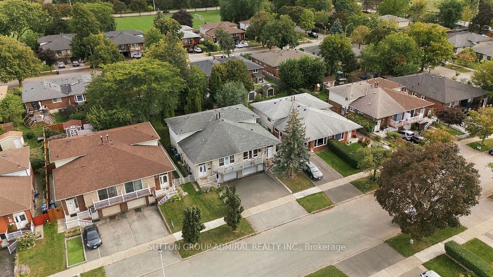 Semi-Detached  at 1871 Silverberry Crescent, Mississauga, ON L5J 1C8, Mississauga