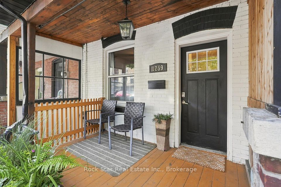 Att/Row/Townhouse at 1259 Davenport Road, Toronto, ON M6H 2H2, Toronto W02