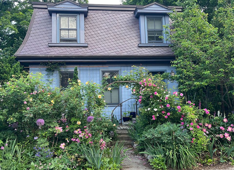 Detached at 43 Burnet Street, Oakville, ON L6K 1B6, Oakville