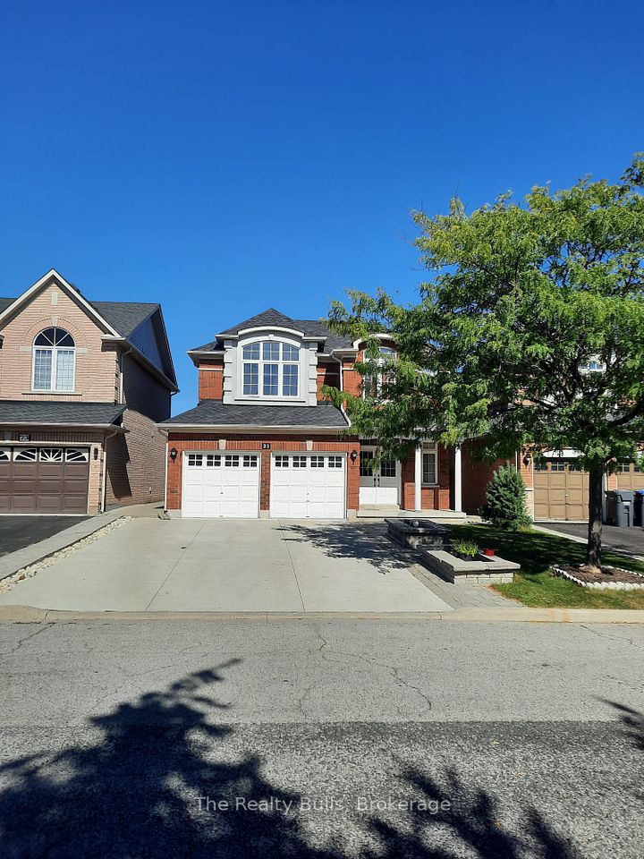 Detached at 21 Arctic Fox Crescent, Brampton, ON L6R 0J3, Brampton