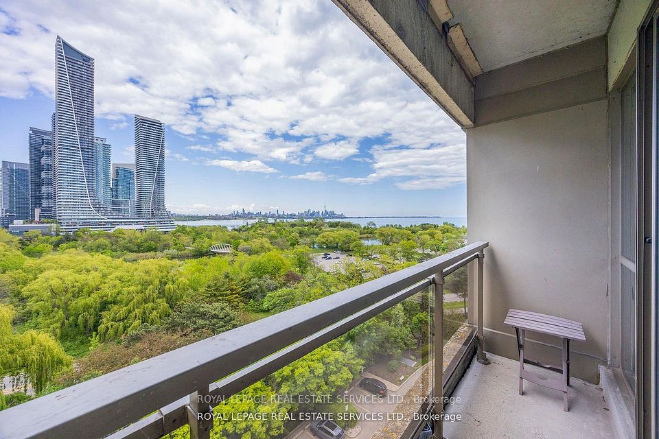 Condo Apartment at 2261 Lake Shore Boulevard W 1010, Toronto, ON M8V 3X2, Toronto W06