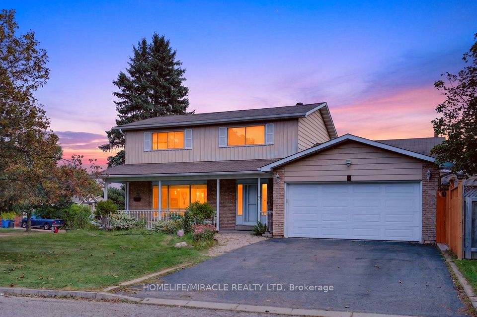 Detached at 2 Jubilee Court, Brampton, ON L6S 2H2, Brampton