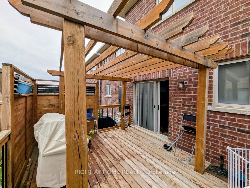 Att/Row/Townhouse at 166 Agava Street, Brampton, ON L7A 4R9, Brampton