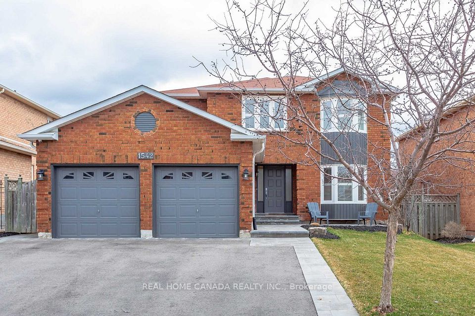 Detached at 1542 Prince John Circle, Oakville, ON L6J 6T3, Oakville