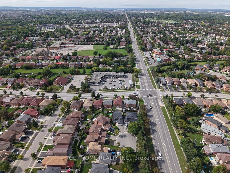 27 Ruth Avenue 3, Brampton, ON L6Z 4R2