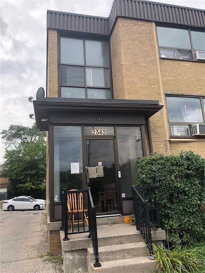 Common Element Condo at 2362 Islington Avenue 14, Toronto, ON M9W 3X3, Toronto W10