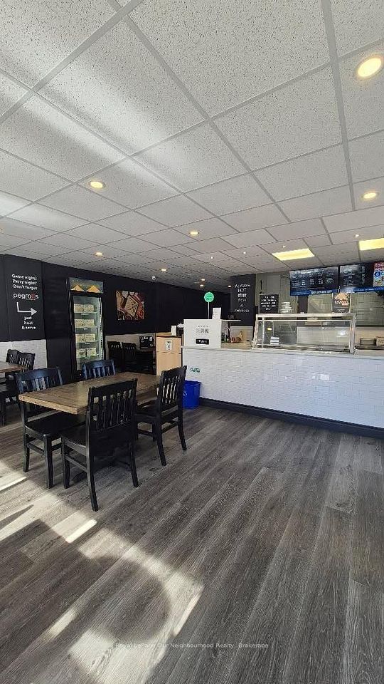 3226 Lake Shore Boulevard W 1F & Basement, Toronto, ON M8V 1M1