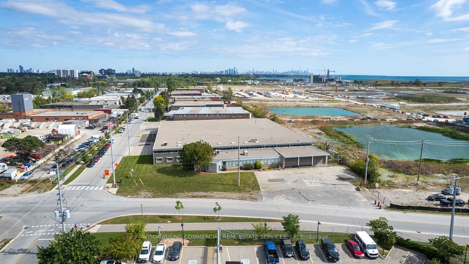 895 Lakefront Promenade, Mississauga, ON L5E 2C2