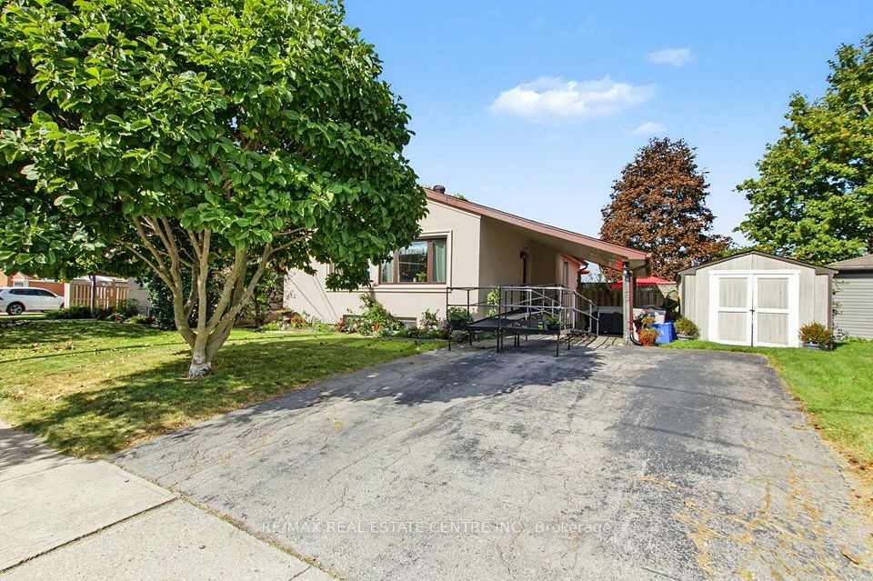 15 Norton Crescent, Halton Hills, ON L7P 1G9 at 15 Norton Crescent, Halton Hills, ON L7P 1G9, Halton Hills, ON, L7P 1G9