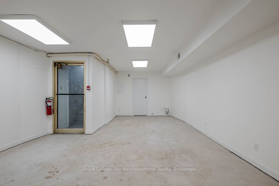 1224 King Street W Lower Level, Toronto, ON M6K 1G4