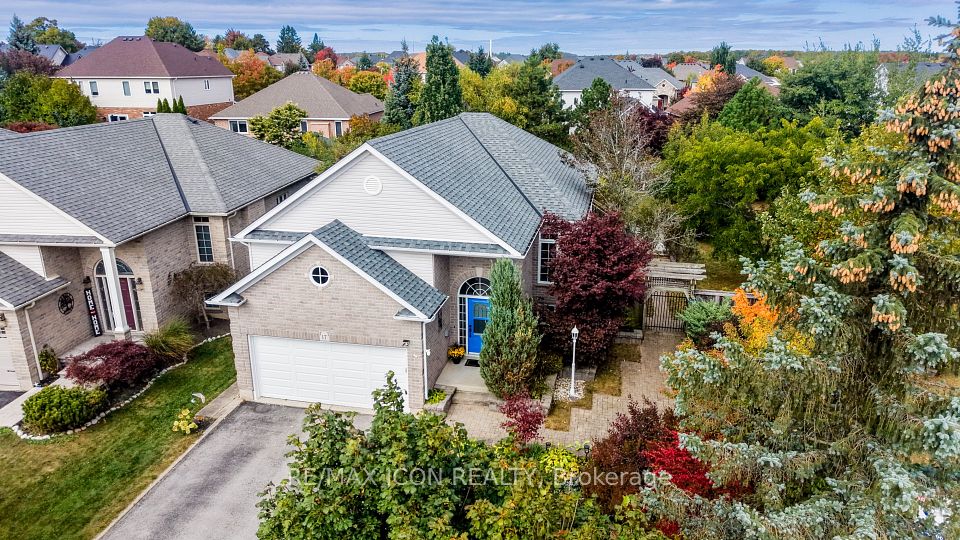 17 Kingsley Road, Halton Hills, ON L7J 2Z5 at 17 Kingsley Road, Halton Hills, ON L7J 2Z5, Halton Hills, ON, L7J 2Z5