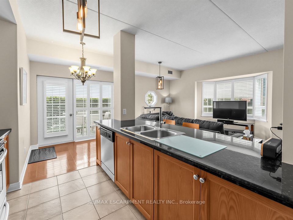 1379 COSTIGAN Road 103, Milton, ON L9T 2K6 at 1379 COSTIGAN Road 103, Milton, ON L9T 2K6, Milton, ON, L9T 2K6