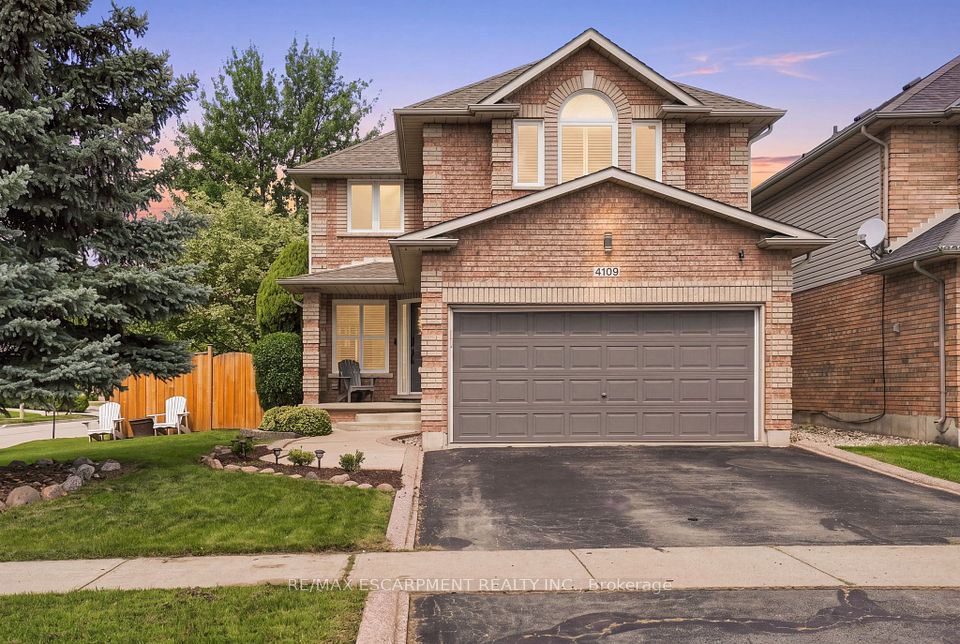 Detached at 4109 Forest Run Avenue, Burlington, ON L7M 4L7, Burlington