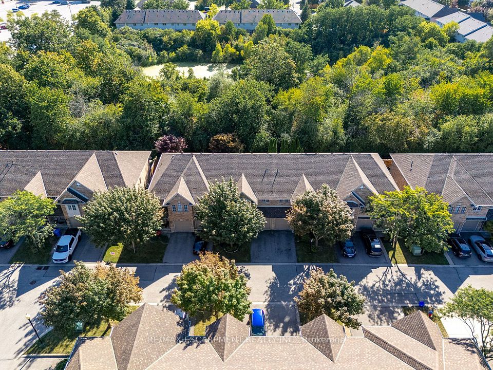Condo Townhouse at 1276 Silvan Forest Drive 20, Burlington, ON L7M 4V8, Burlington