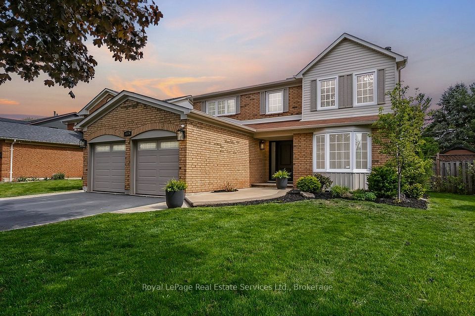 Detached at 1429 Thistledown Road, Oakville, ON L6M 1Y4, Oakville