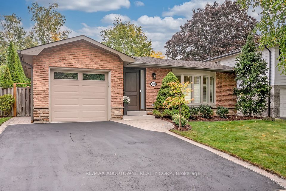 Detached at 173 Arichat Road, Oakville, ON L6J 5N5, Oakville