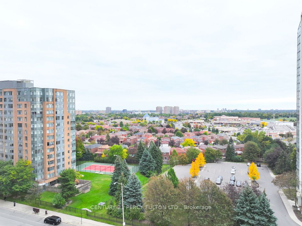 Condo Apartment at 325 Webb Drive 508, Mississauga, ON L5B 3Z9, Mississauga