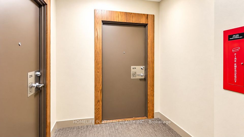 Condo Apartment at 4099 Brickstone Mews 3209, Mississauga, ON L5B 0G2, Mississauga