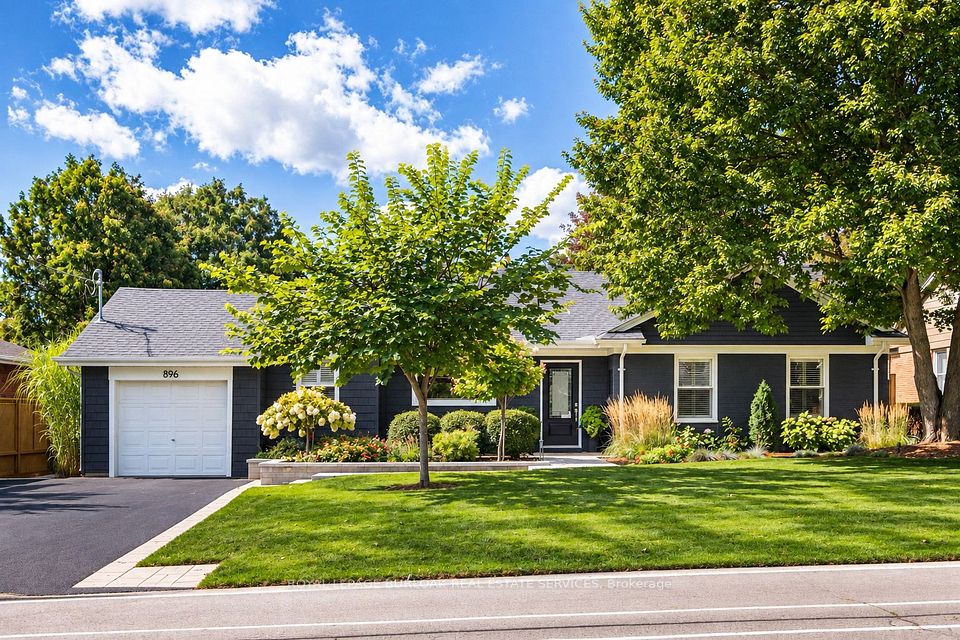 Detached at 896 Eagle Drive, Burlington, ON L7T 3A4, Burlington