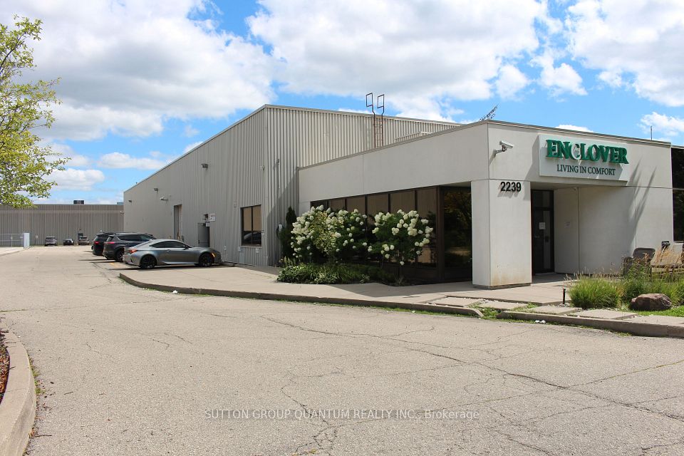 2239 Winston Park Drive, Oakville, ON L6H 5R1