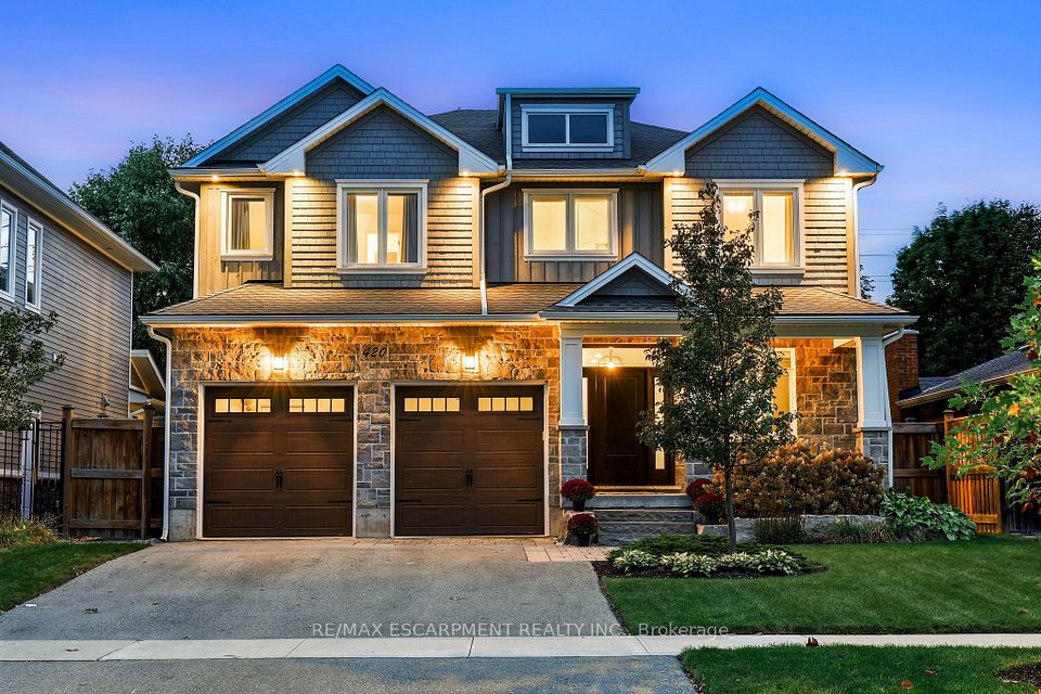 Detached at 420 Oakwood Drive, Burlington, ON L7N 1X2, Burlington