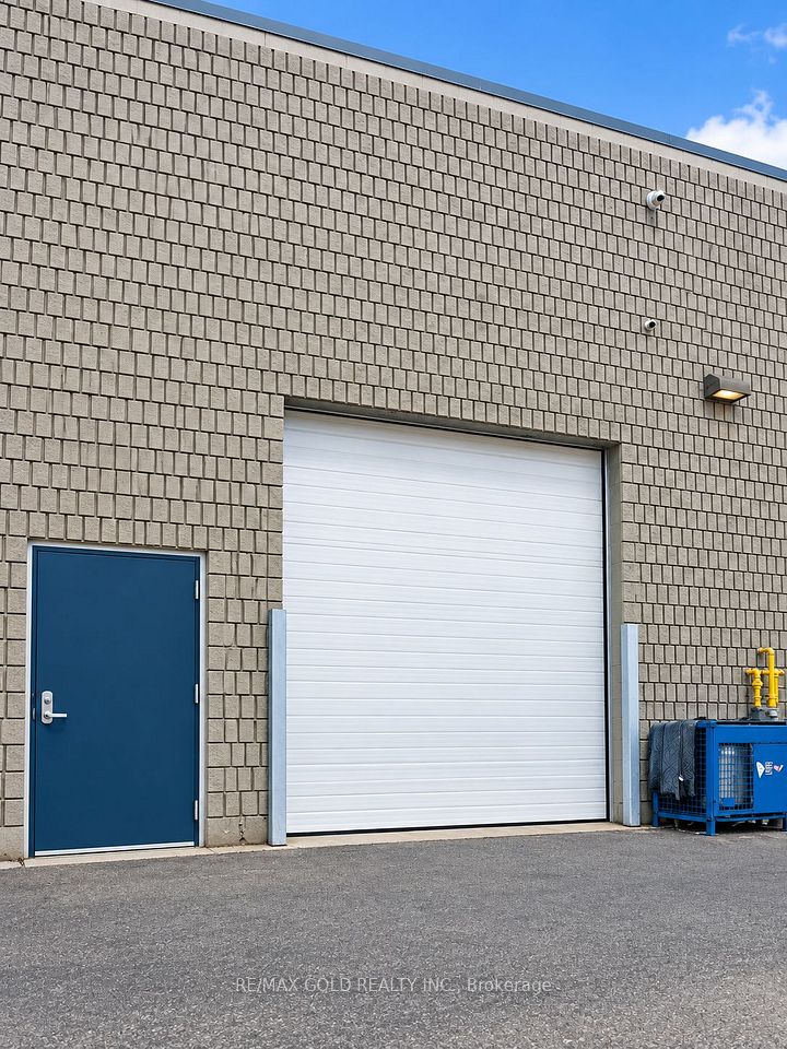 2155 Steeles Avenue W 37, Brampton, ON L6T 5A1