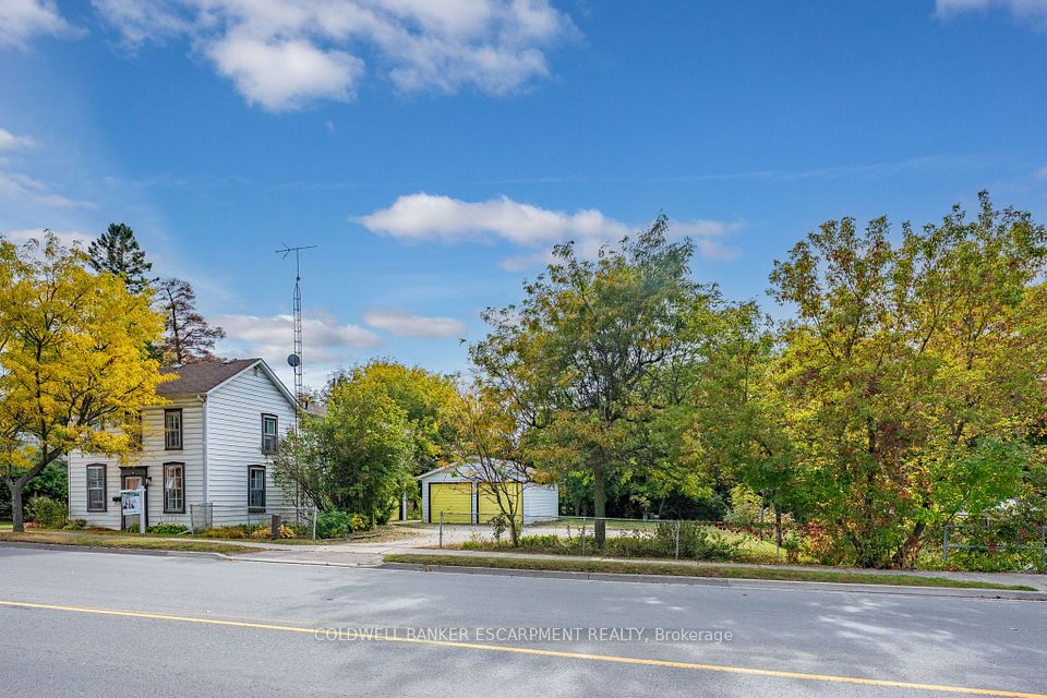76 Main Street N, Halton Hills, ON L7J 1W2 at 76 Main Street N, Halton Hills, ON L7J 1W2, Halton Hills, ON, L7J 1W2