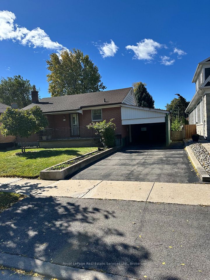 Detached at 294 Felan Avenue, Oakville, ON L6K 2X6, Oakville