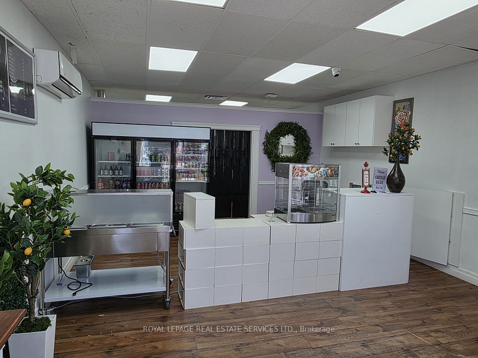 25 Commercial Street Front, Milton, ON L9T 2H6