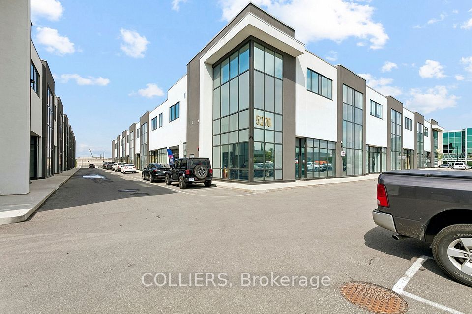 5270 Solar Drive 102A, Mississauga, ON L4W 0G7
