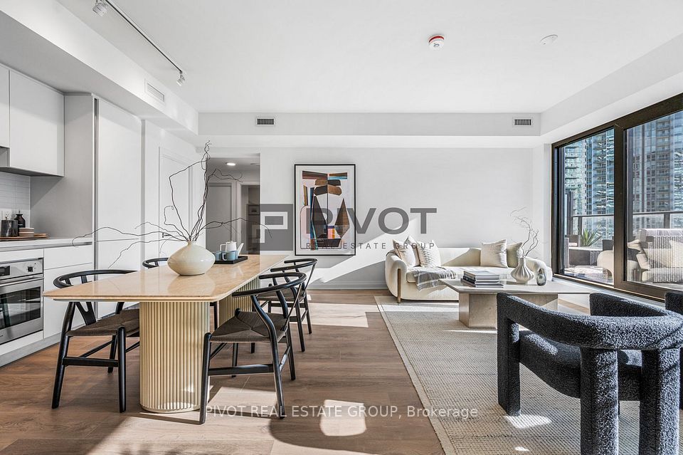 Condo Apartment at 4015 The Exchange 1307, Mississauga, ON L5B 0N9, Mississauga